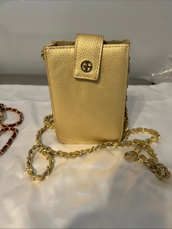 Gini Betnini Handbags - Gaini Bernini cross body phone bag good use condition